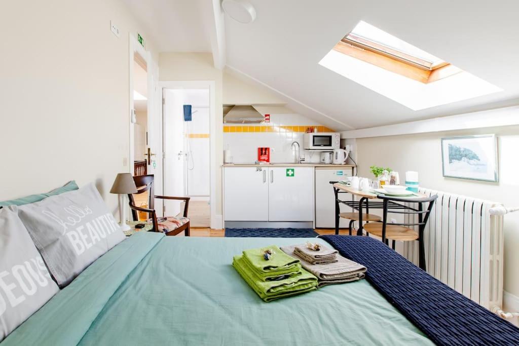Sky Accommodations Barcelona Studio Coimbra Buitenkant foto